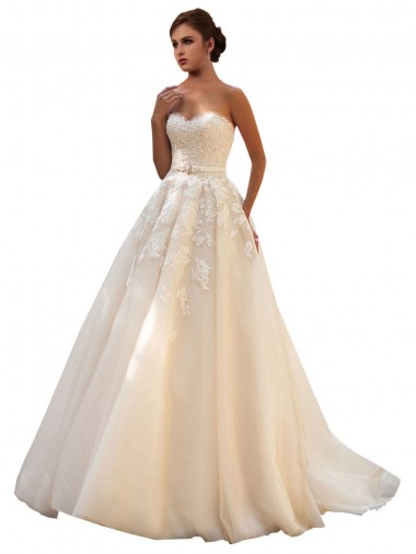 Shop Sweetheart Ball Gown Tulle Wedding Dress with Lace Bodice Ottawa